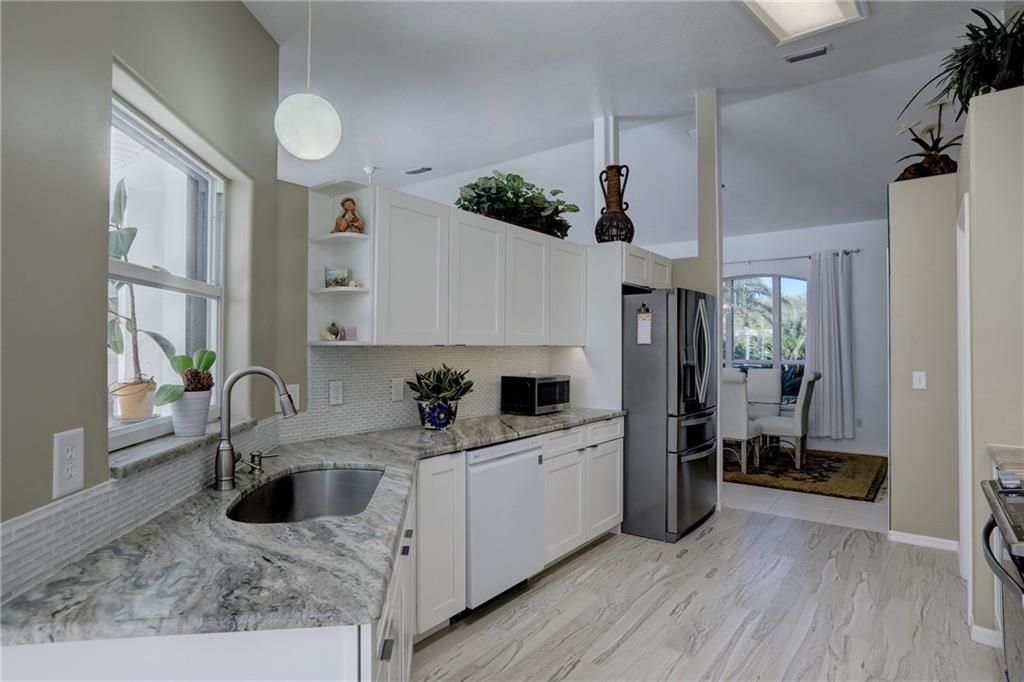 Active With Contract: $439,500 (3 beds, 2 baths, 1791 Square Feet)
