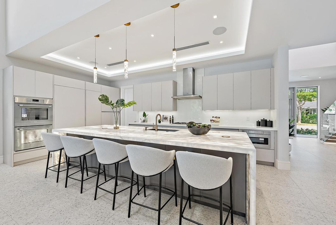 En Venta: $3,950,000 (4 camas, 4 baños, 3374 Pies cuadrados)