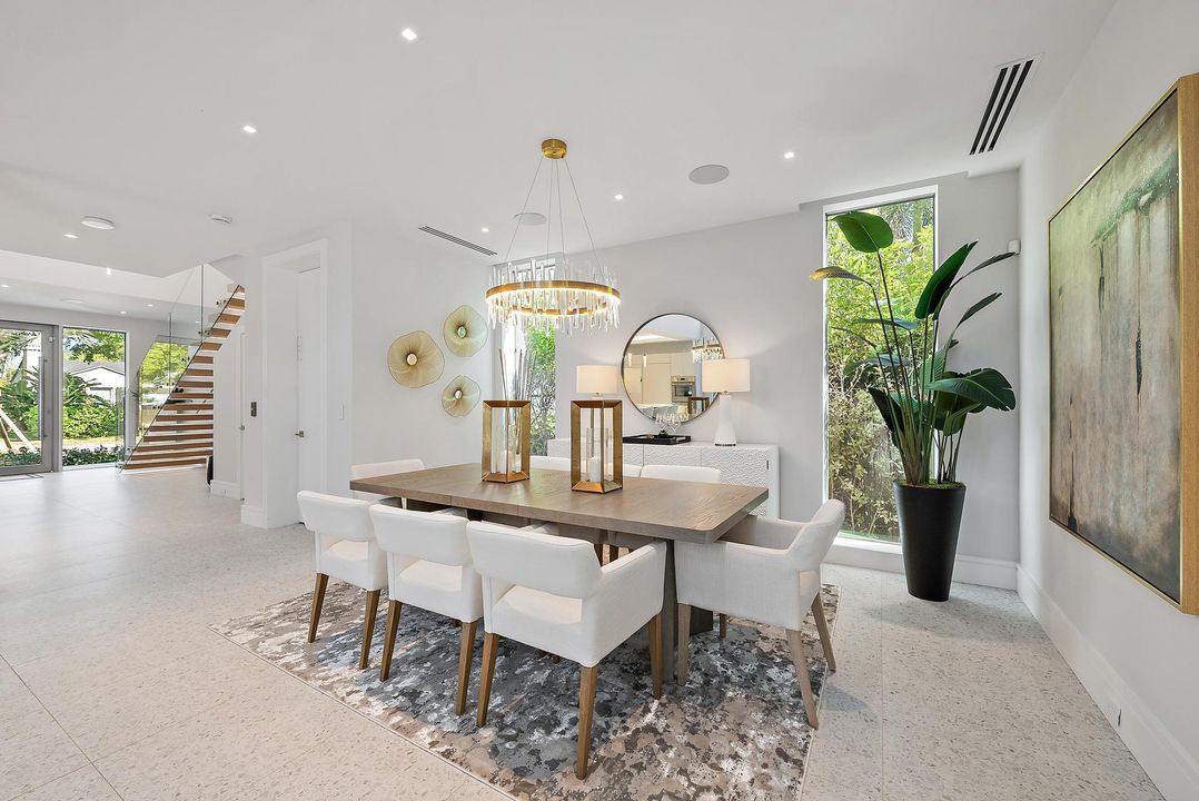 En Venta: $3,950,000 (4 camas, 4 baños, 3374 Pies cuadrados)