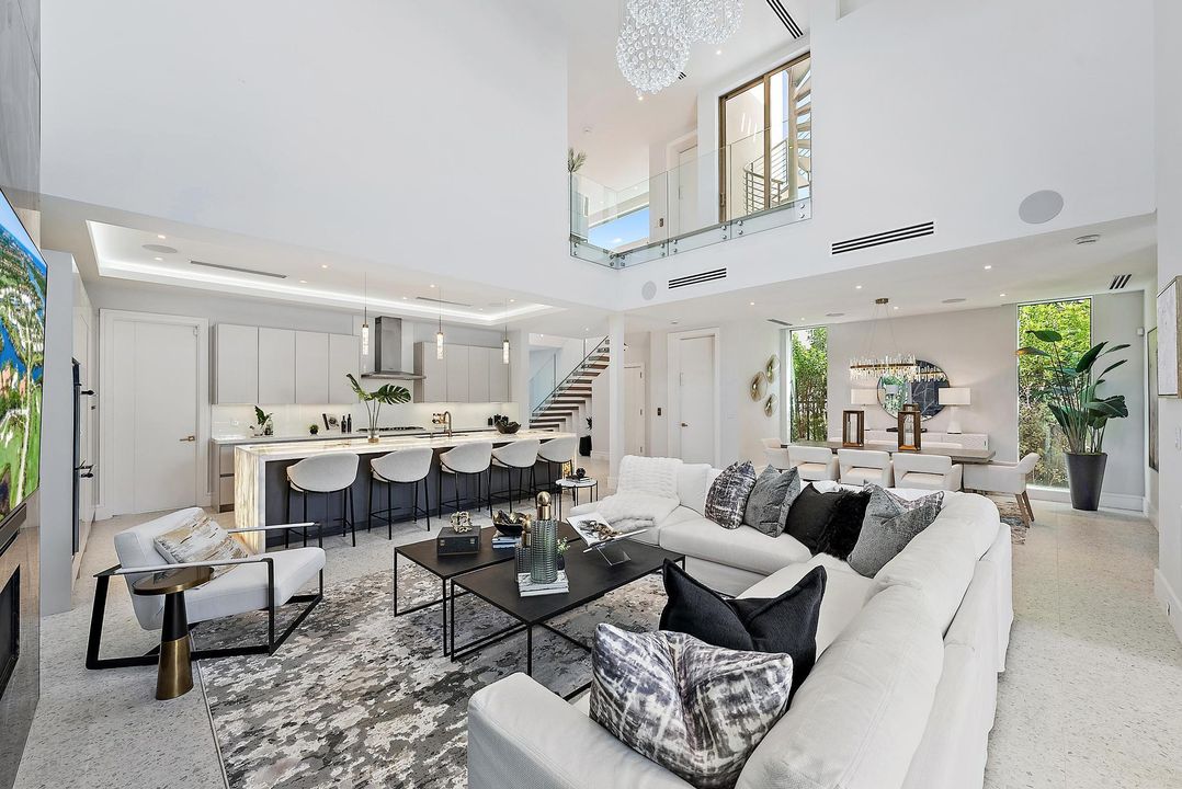 En Venta: $3,950,000 (4 camas, 4 baños, 3374 Pies cuadrados)