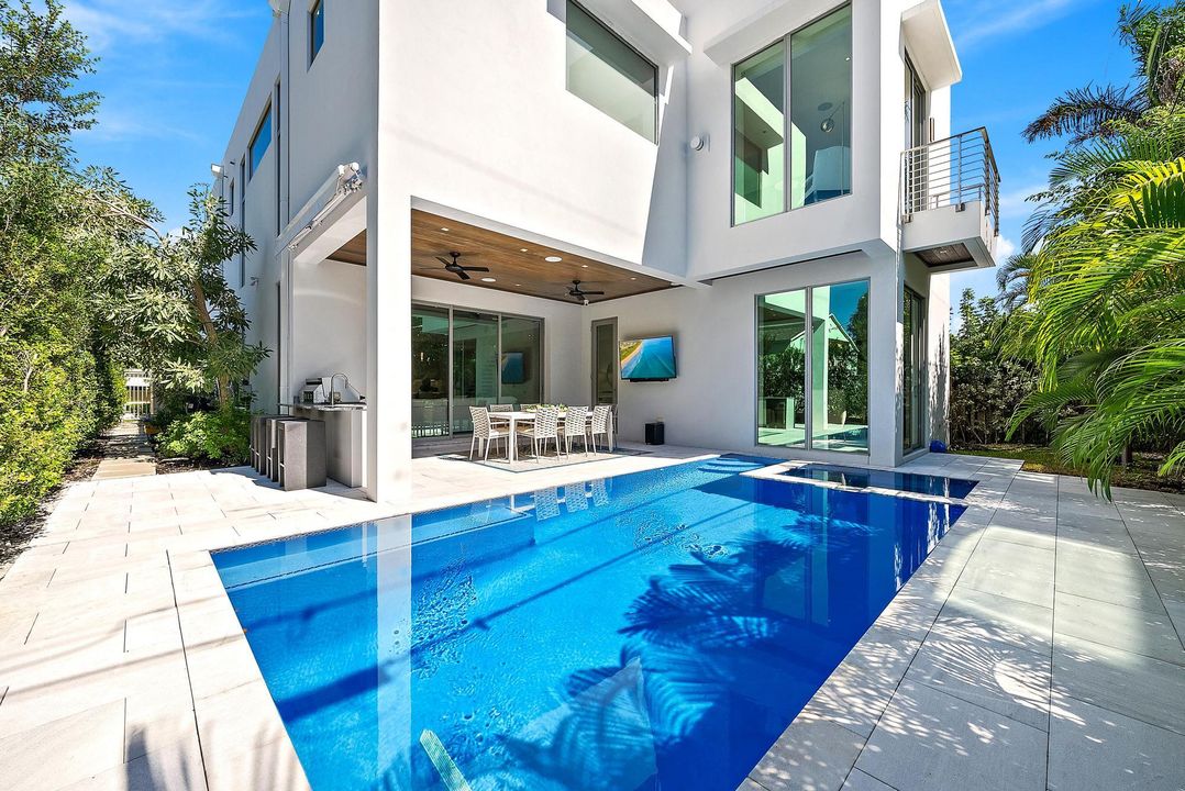 En Venta: $3,950,000 (4 camas, 4 baños, 3374 Pies cuadrados)