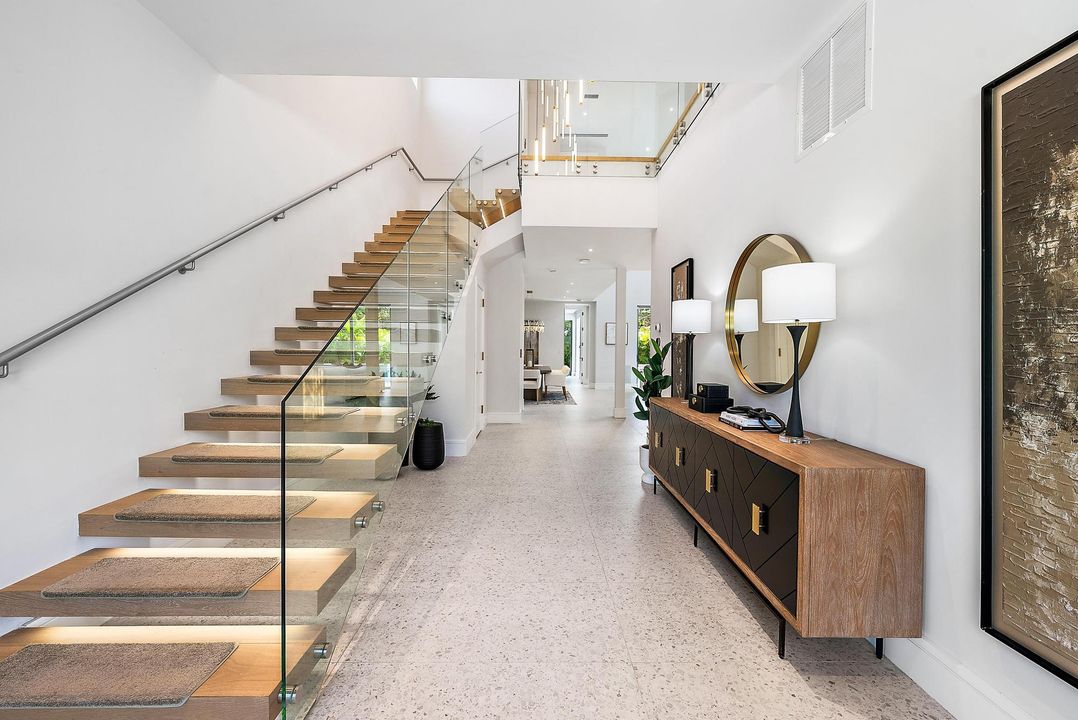 En Venta: $3,950,000 (4 camas, 4 baños, 3374 Pies cuadrados)