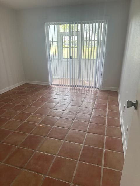 Под контрактом: $1,650 (2 спален, 2 ванн, 880 Квадратных фут)