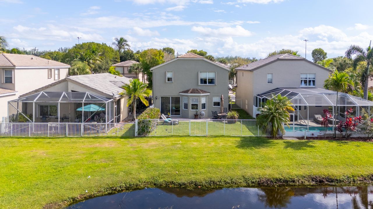 For Sale: $595,000 (3 beds, 2 baths, 2038 Square Feet)