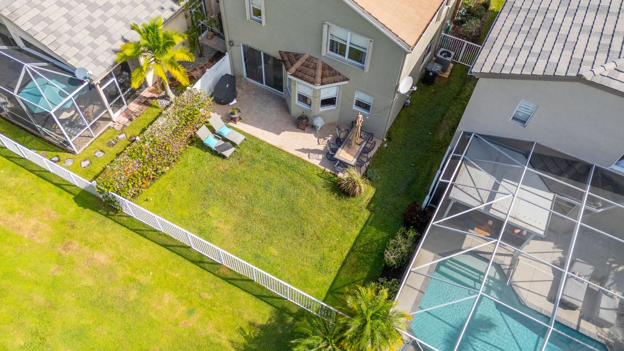 For Sale: $595,000 (3 beds, 2 baths, 2038 Square Feet)