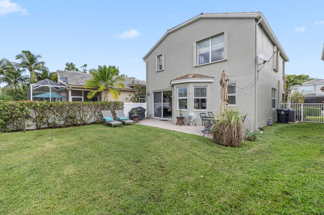 For Sale: $595,000 (3 beds, 2 baths, 2038 Square Feet)