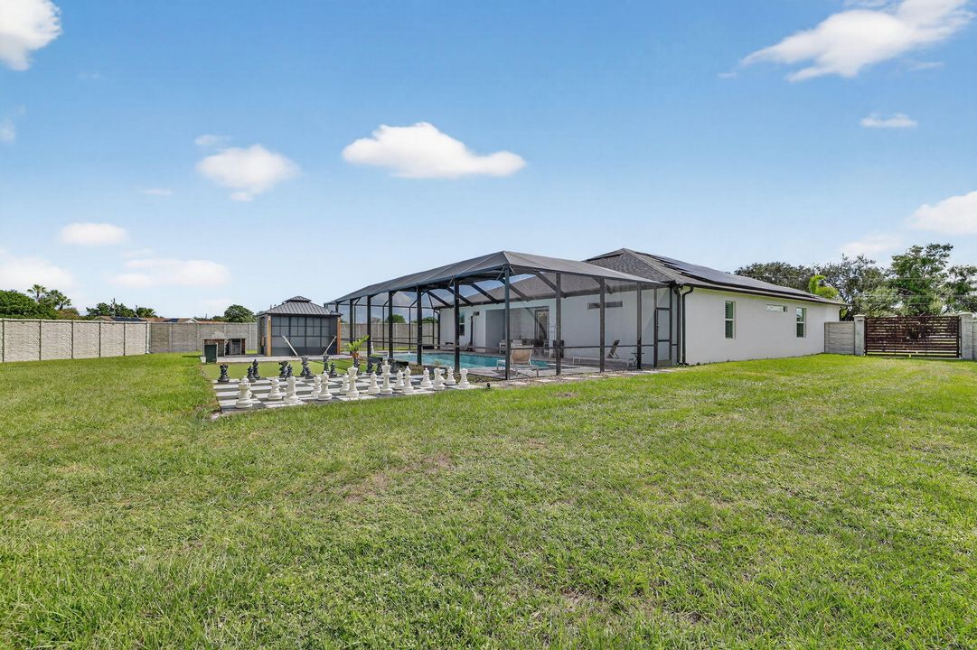 待售: $700,000 (5 贝兹, 3 浴室, 2934 平方英尺)