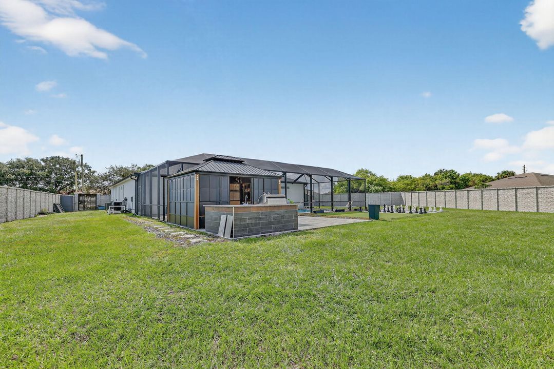 待售: $700,000 (5 贝兹, 3 浴室, 2934 平方英尺)