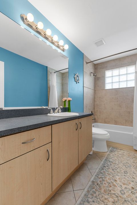 For Sale: $595,000 (3 beds, 2 baths, 2038 Square Feet)