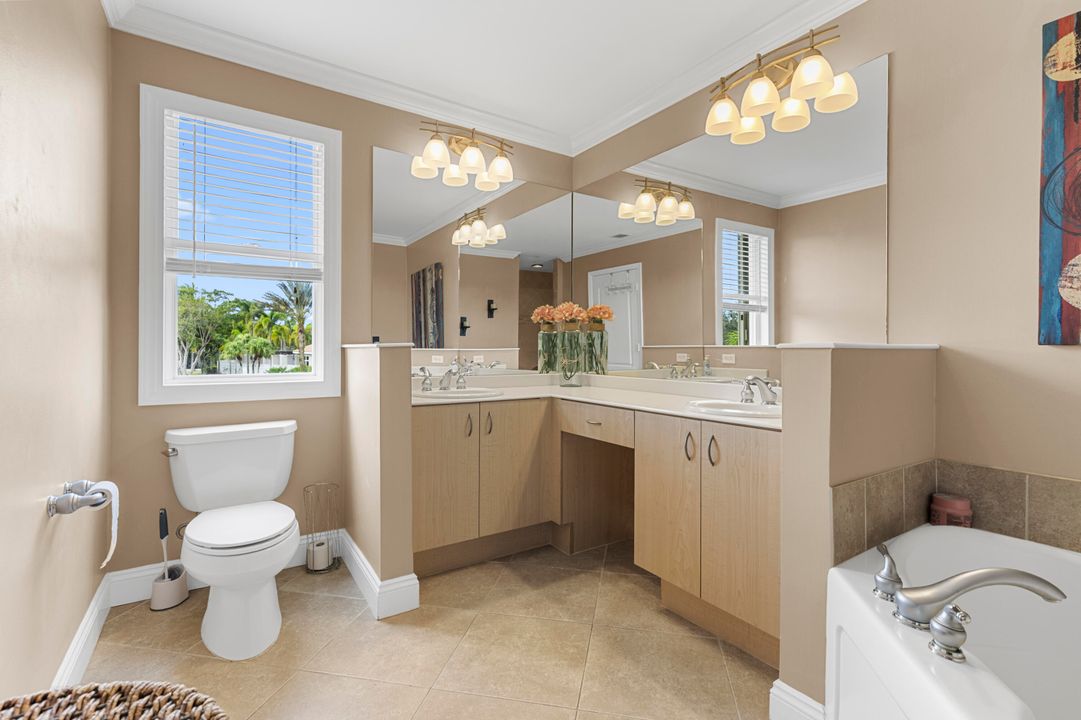 For Sale: $595,000 (3 beds, 2 baths, 2038 Square Feet)