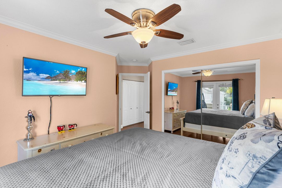 For Sale: $595,000 (3 beds, 2 baths, 2038 Square Feet)