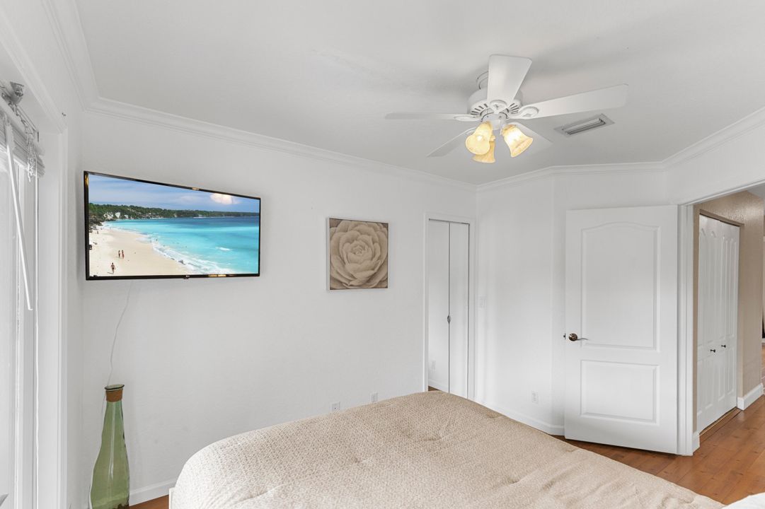 For Sale: $595,000 (3 beds, 2 baths, 2038 Square Feet)