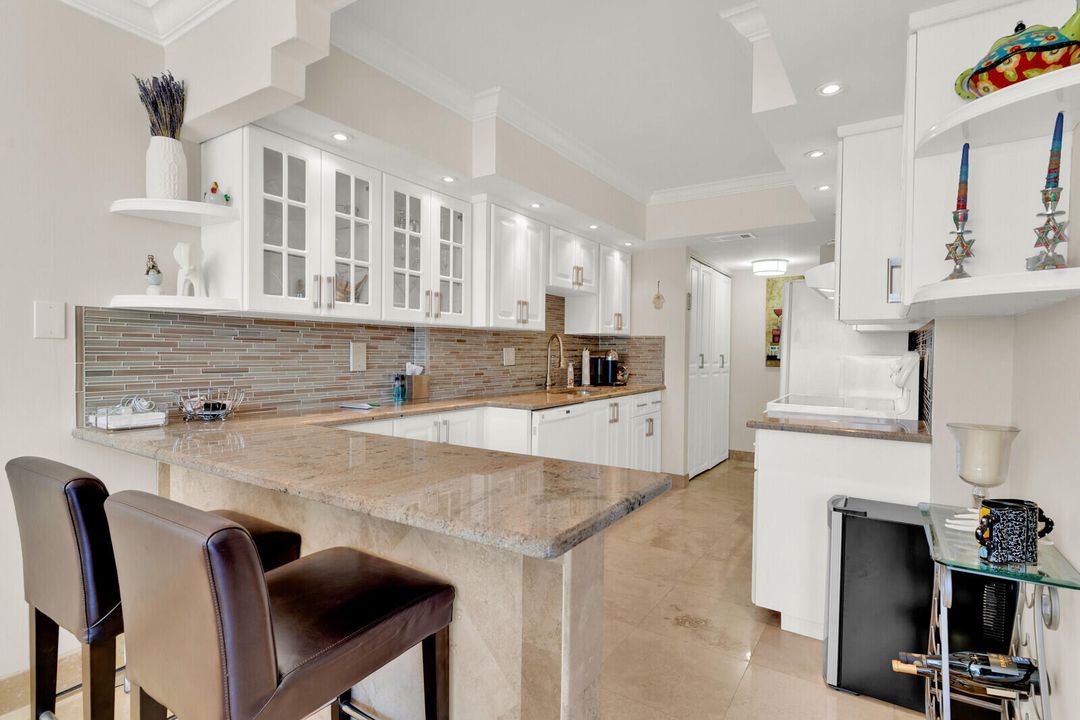 На продажу: $395,000 (2 спален, 2 ванн, 1284 Квадратных фут)