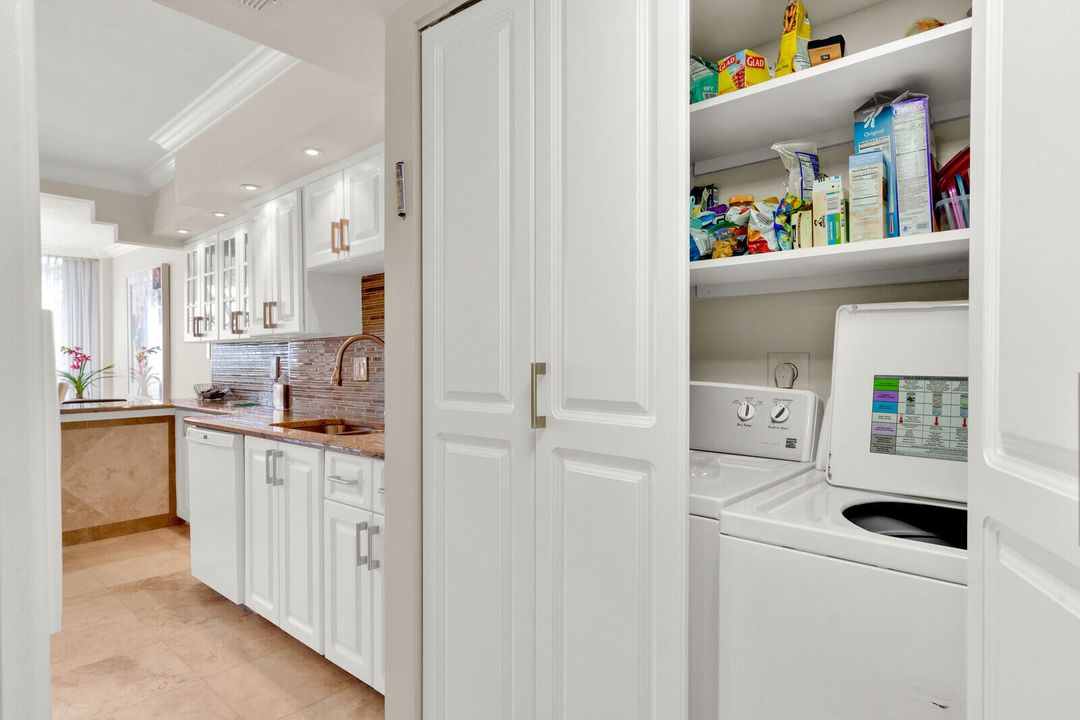 На продажу: $395,000 (2 спален, 2 ванн, 1284 Квадратных фут)