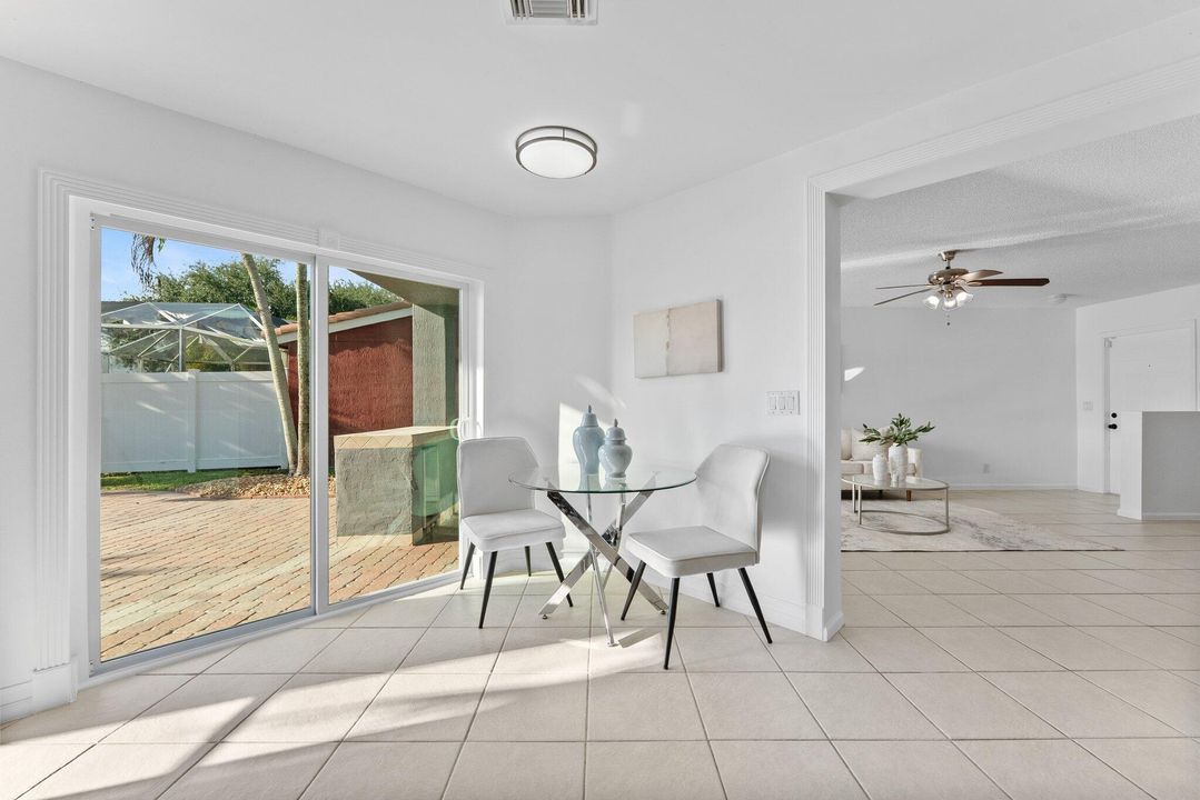 Active With Contract: $559,000 (4 beds, 2 baths, 2208 Square Feet)