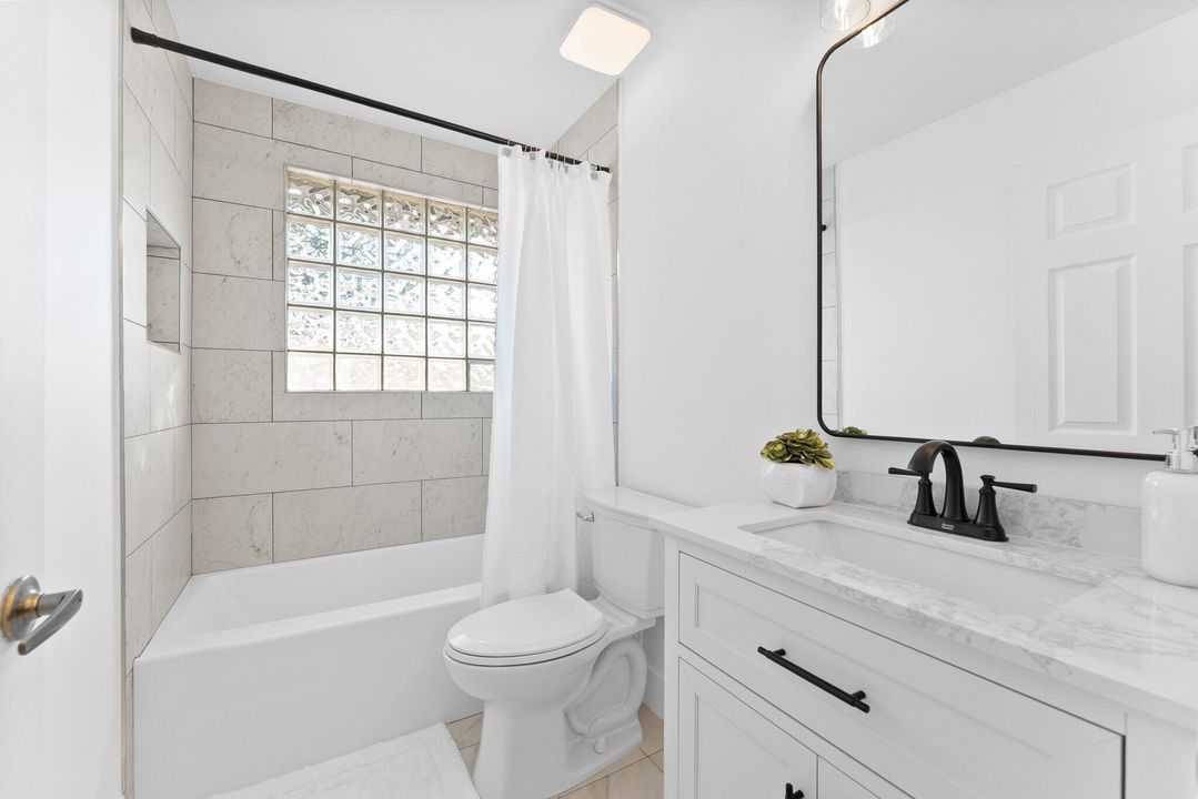 Active With Contract: $559,000 (4 beds, 2 baths, 2208 Square Feet)