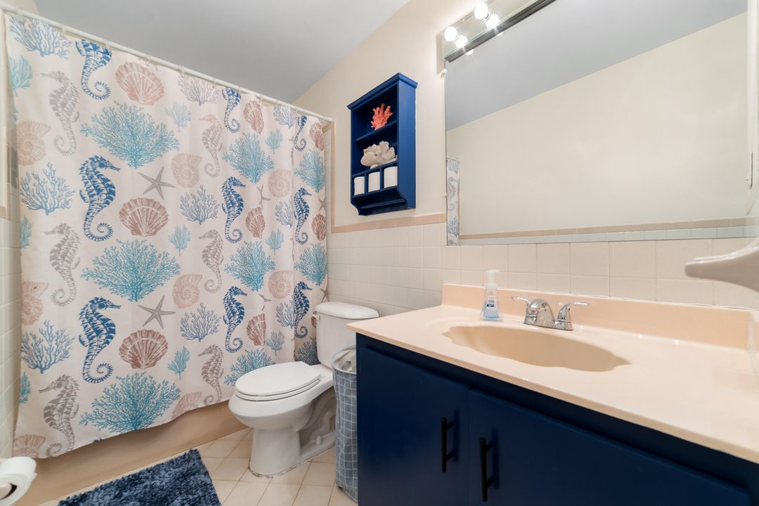 For Sale: $309,999 (2 beds, 2 baths, 1218 Square Feet)