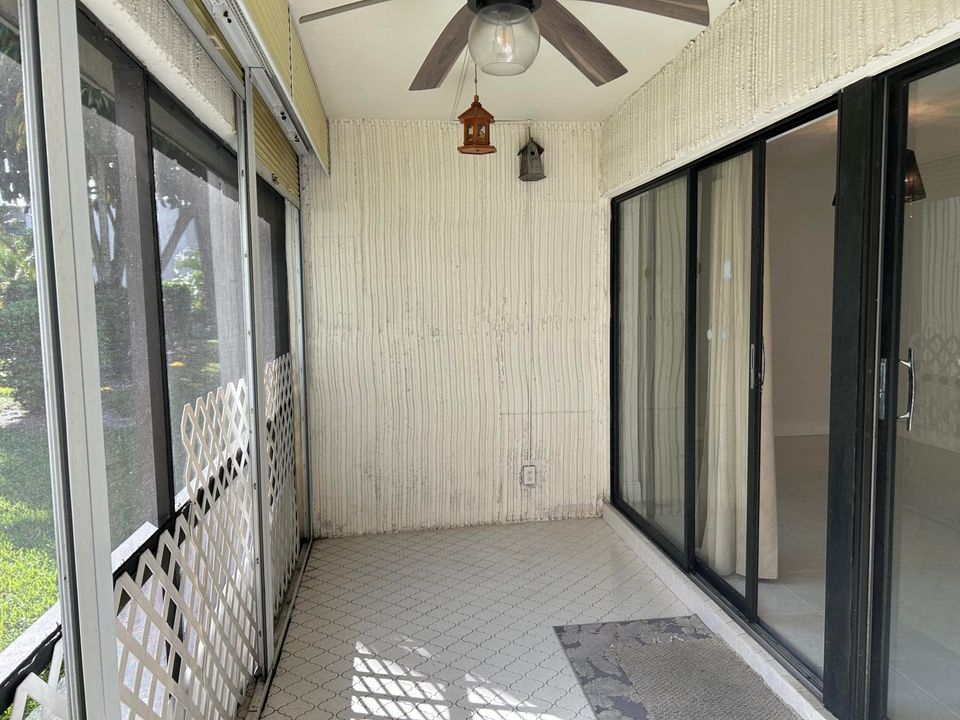 For Rent: $2,350 (2 beds, 2 baths, 1500 Square Feet)