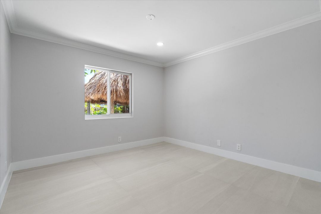 For Sale: $2,499,000 (4 beds, 2 baths, 2218 Square Feet)