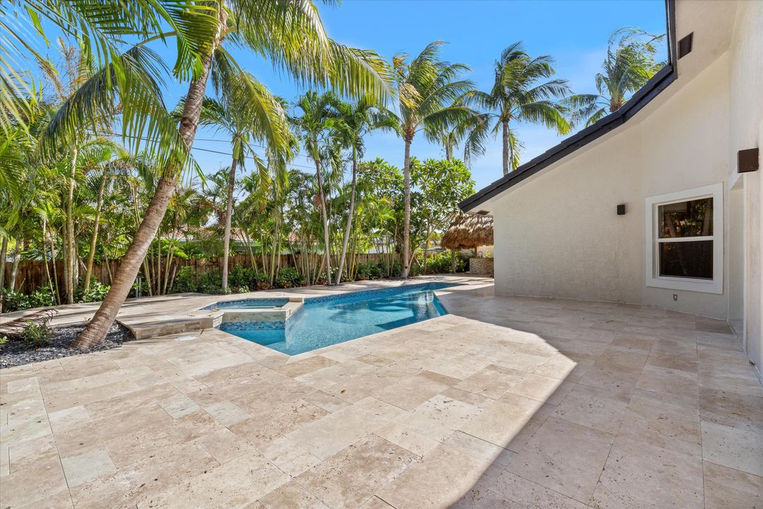 For Sale: $2,499,000 (4 beds, 2 baths, 2218 Square Feet)