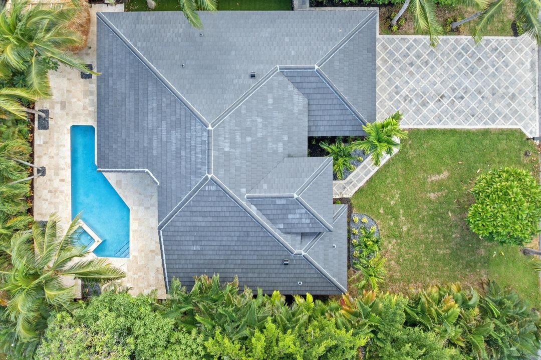 For Sale: $2,499,000 (4 beds, 2 baths, 2218 Square Feet)