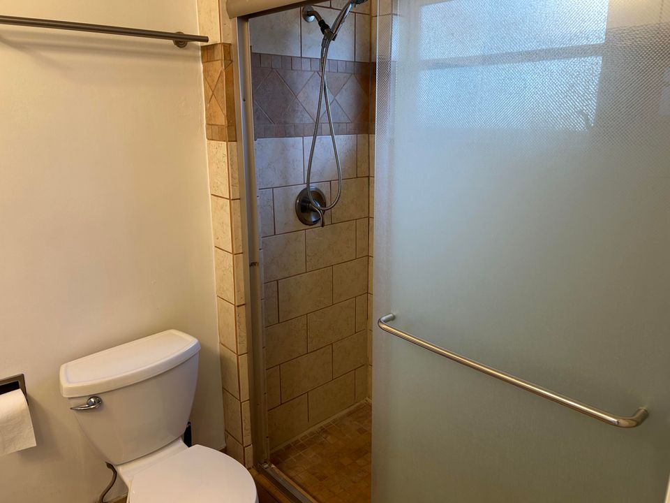 For Rent: $2,350 (2 beds, 2 baths, 1500 Square Feet)