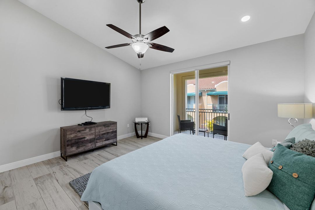 For Sale: $540,000 (2 beds, 2 baths, 1401 Square Feet)