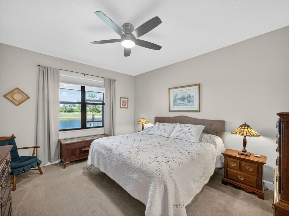 合同活跃: $495,000 (2 贝兹, 2 浴室, 1761 平方英尺)