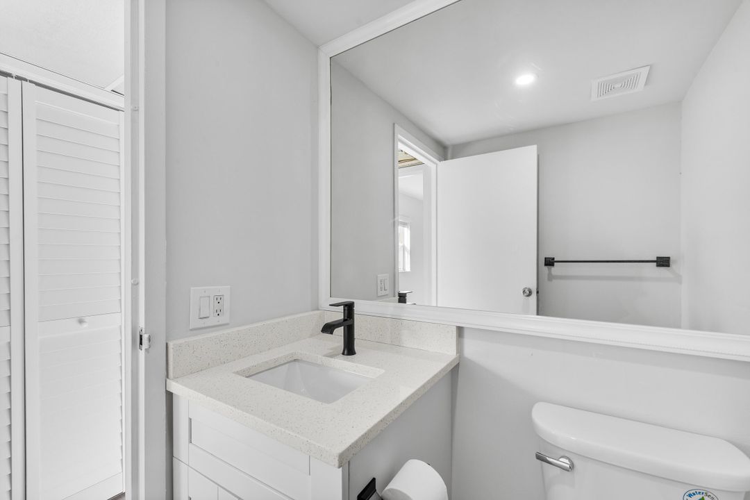 For Rent: $1,495 (1 beds, 1 baths, 720 Square Feet)