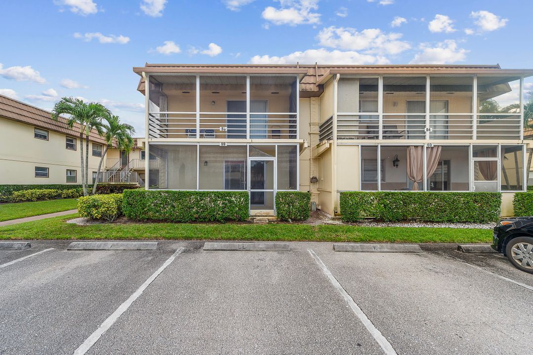 For Rent: $1,495 (1 beds, 1 baths, 720 Square Feet)