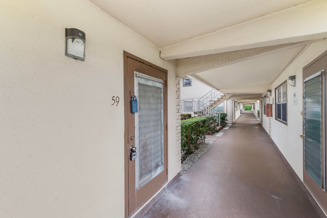 For Rent: $1,495 (1 beds, 1 baths, 720 Square Feet)