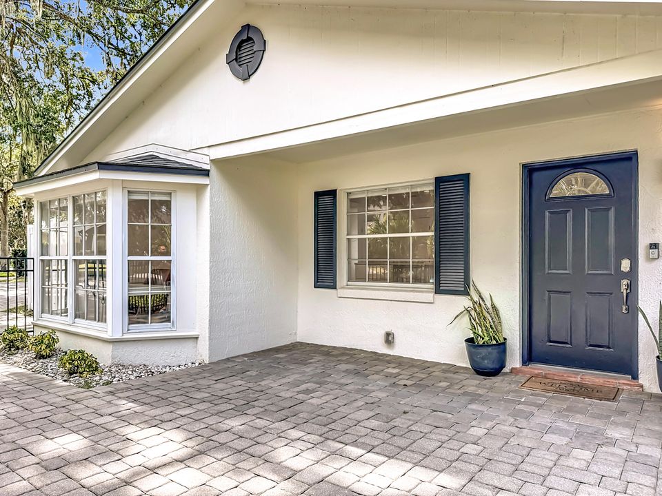 For Sale: $619,500 (3 beds, 2 baths, 1437 Square Feet)