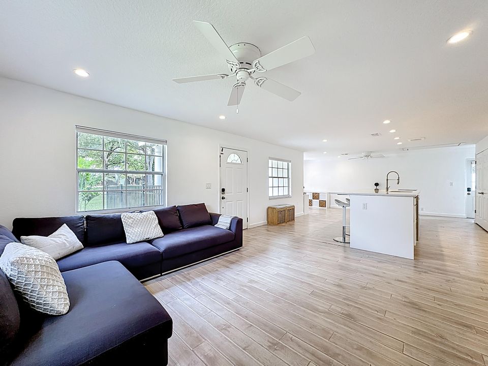 For Sale: $619,500 (3 beds, 2 baths, 1437 Square Feet)