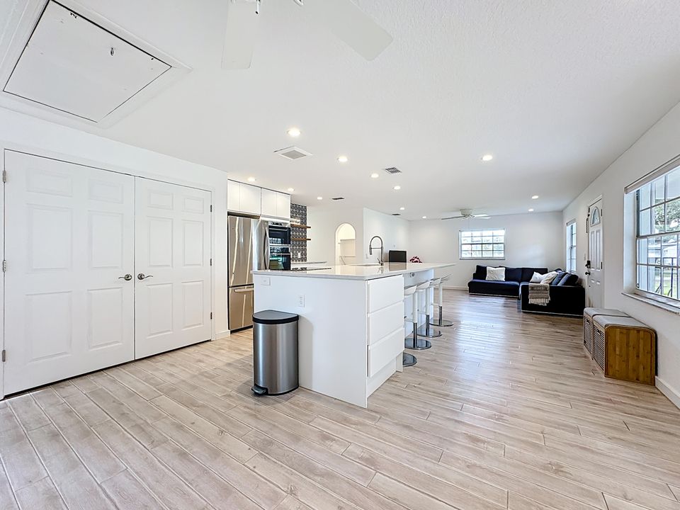 For Sale: $619,500 (3 beds, 2 baths, 1437 Square Feet)