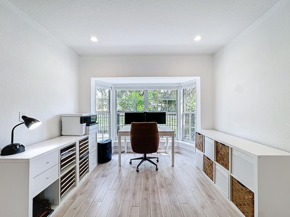 For Sale: $619,500 (3 beds, 2 baths, 1437 Square Feet)