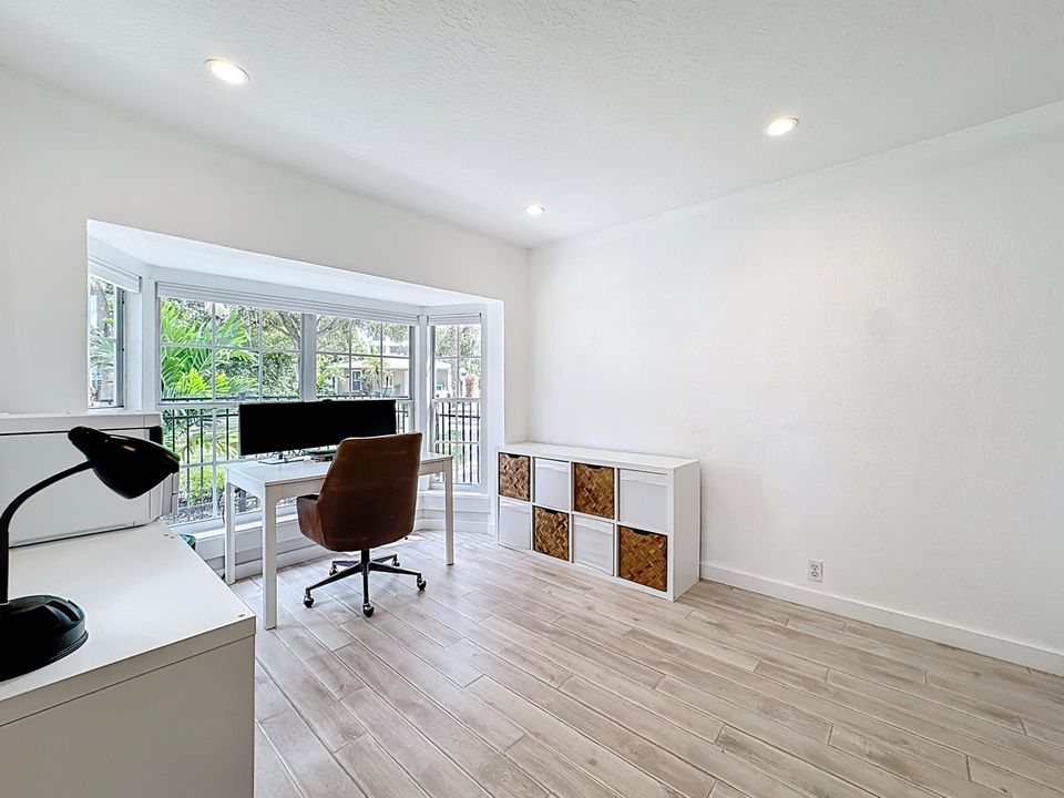 For Sale: $619,500 (3 beds, 2 baths, 1437 Square Feet)