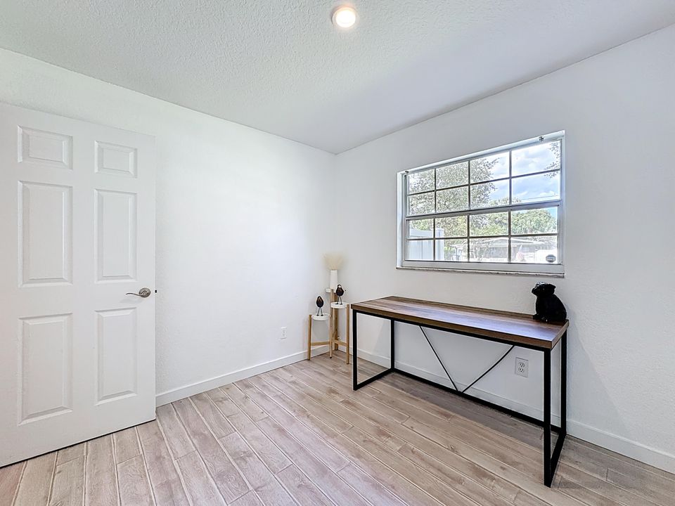 For Sale: $619,500 (3 beds, 2 baths, 1437 Square Feet)