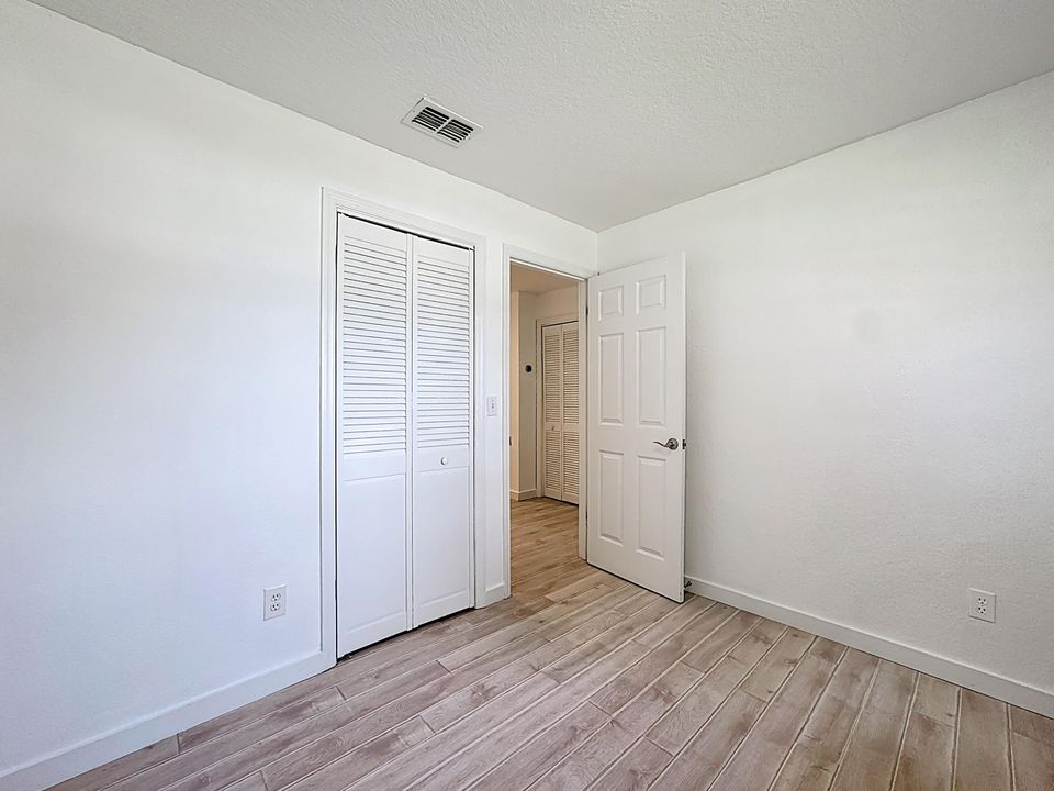 For Sale: $619,500 (3 beds, 2 baths, 1437 Square Feet)