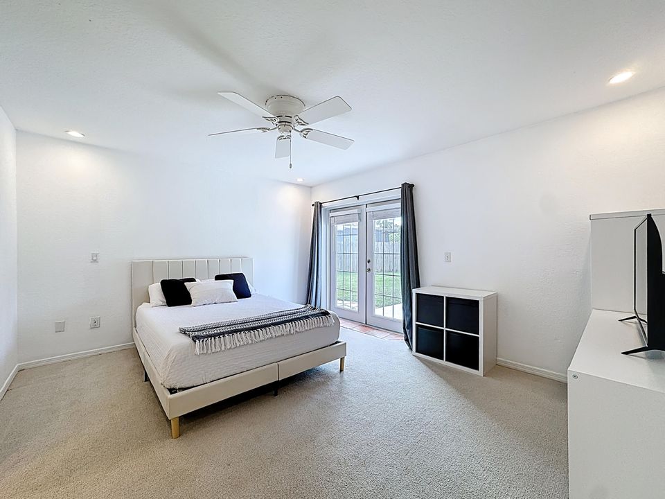 For Sale: $619,500 (3 beds, 2 baths, 1437 Square Feet)