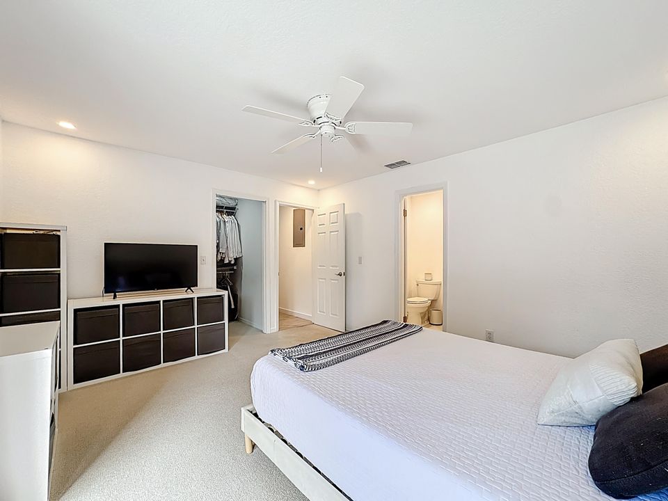 For Sale: $619,500 (3 beds, 2 baths, 1437 Square Feet)