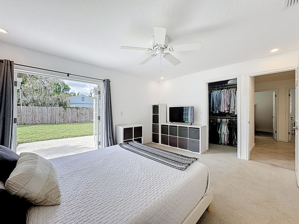 For Sale: $619,500 (3 beds, 2 baths, 1437 Square Feet)