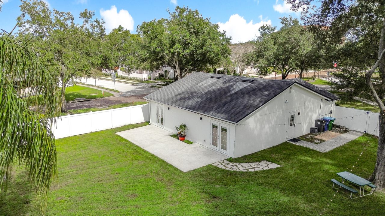 For Sale: $619,500 (3 beds, 2 baths, 1437 Square Feet)