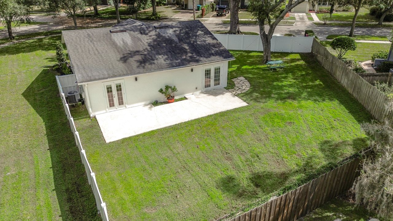 For Sale: $619,500 (3 beds, 2 baths, 1437 Square Feet)