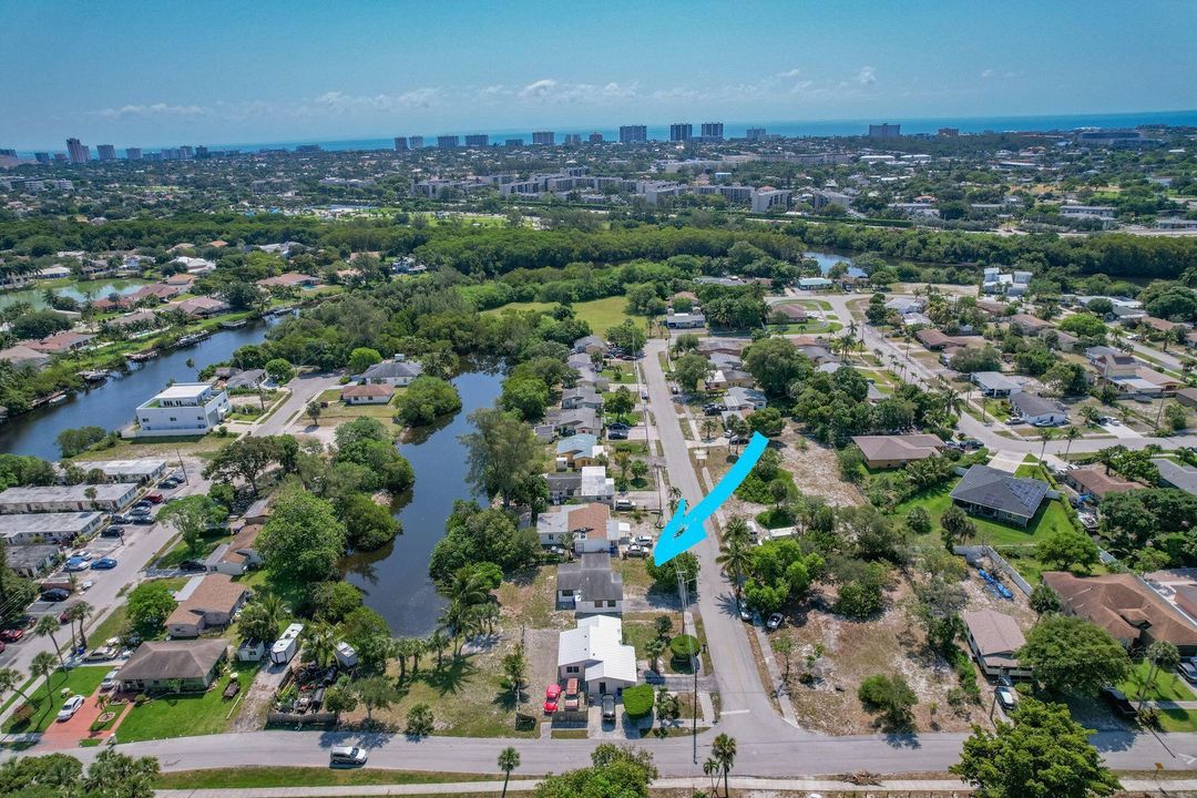 Recently Rented: $2,850 (4 beds, 2 baths, 1265 Square Feet)