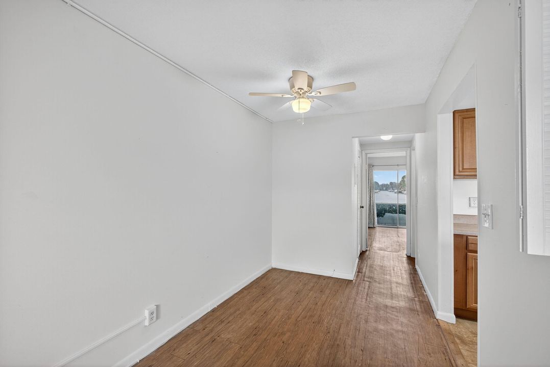 For Sale: $70,000 (1 beds, 1 baths, 570 Square Feet)