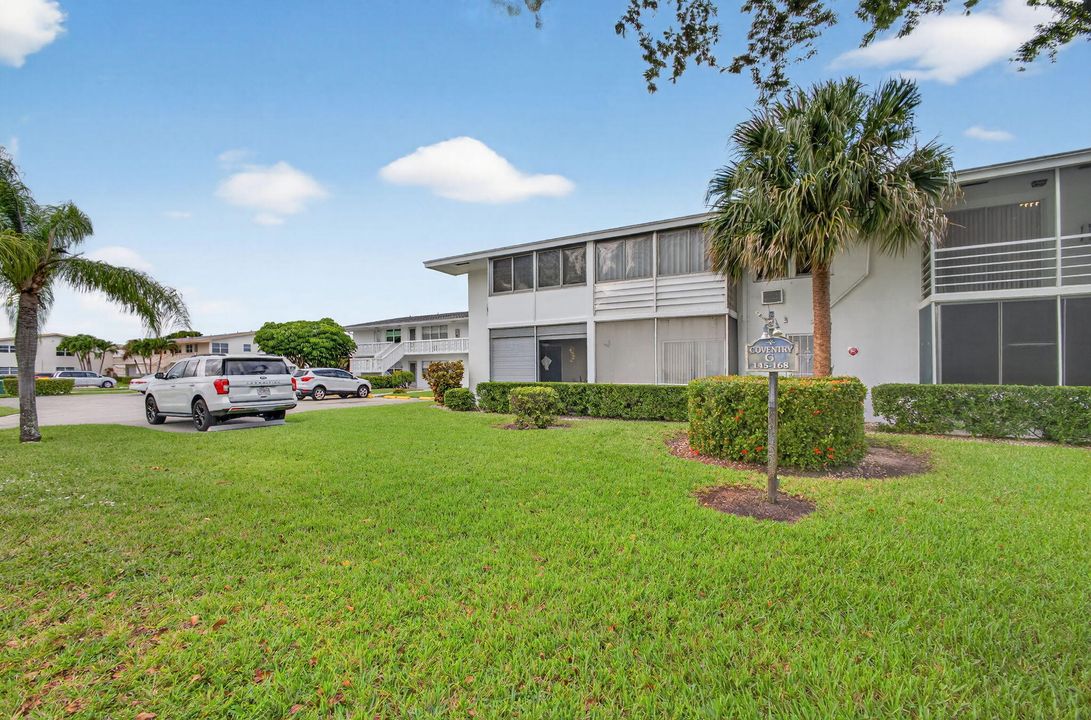 For Sale: $70,000 (1 beds, 1 baths, 570 Square Feet)