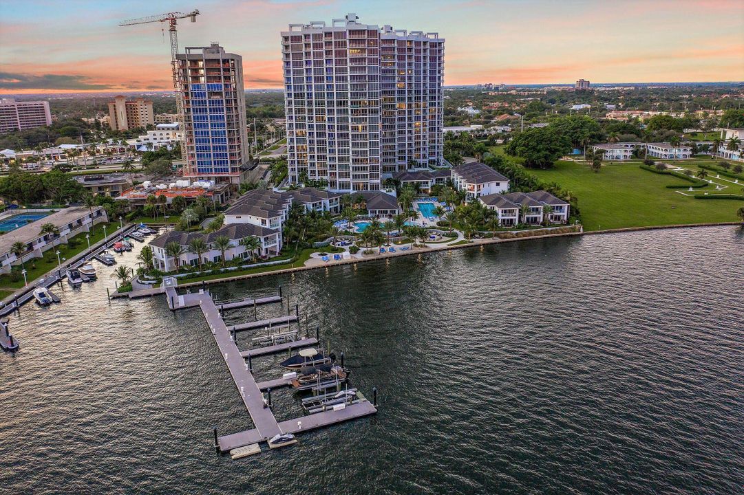 For Sale: $1,695,000 (5 beds, 4 baths, 3978 Square Feet)