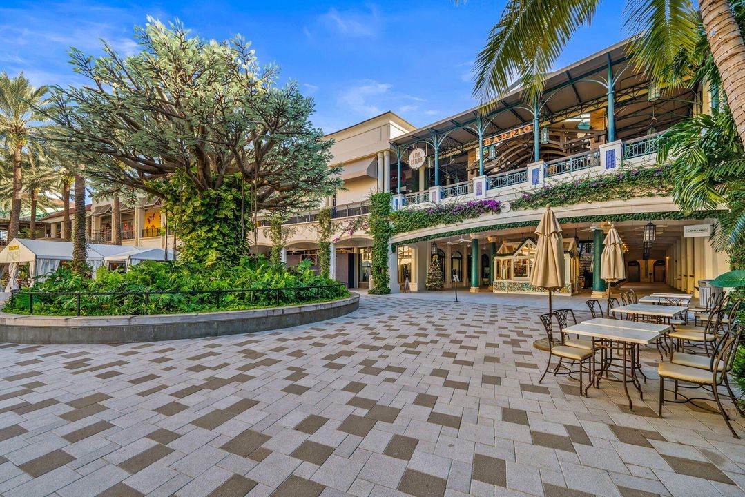 For Sale: $1,695,000 (5 beds, 4 baths, 3978 Square Feet)