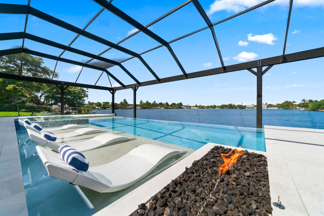 For Sale: $2,390,000 (4 beds, 4 baths, 2150 Square Feet)