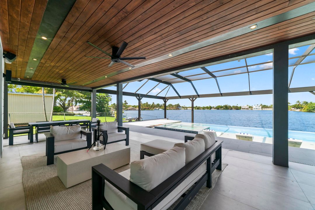 For Sale: $2,390,000 (4 beds, 4 baths, 2150 Square Feet)